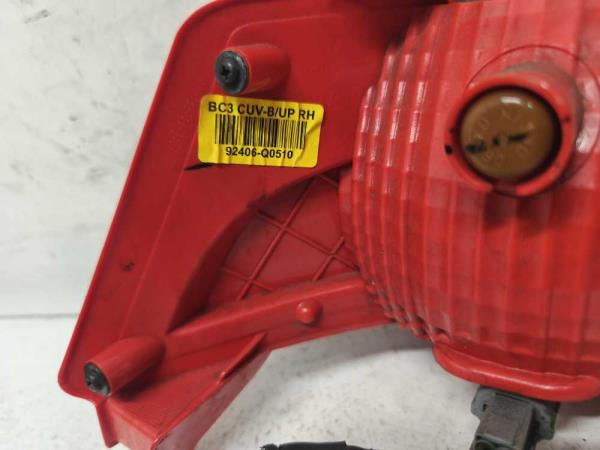 CATADIOPTRE/ FEU RECUL ARRIERE DROIT HYUNDAI - Vue 3